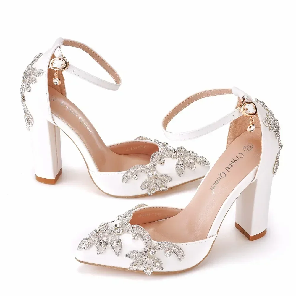 Women Shoes Black - Buty na grubym obcasie z ostrym
