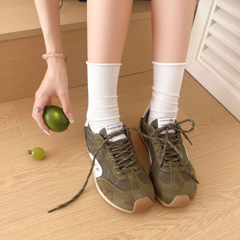 Women Shoes For Walking - Damskie sneakersy w stylu retro z