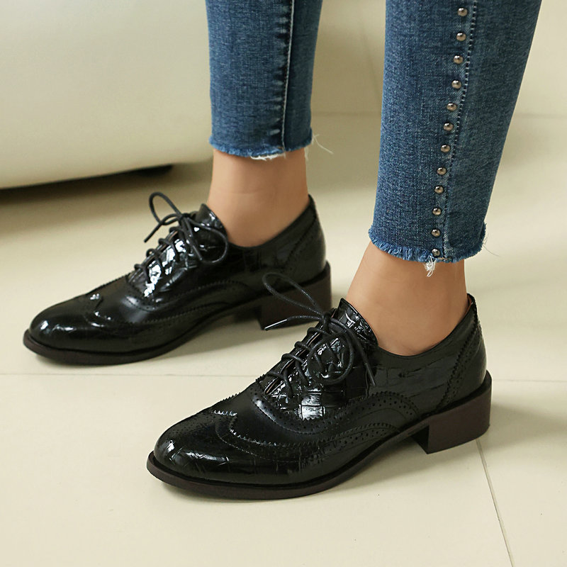 Damskie buty Oxford typu brogs – Oxford Lace Up Women recenzja i cena