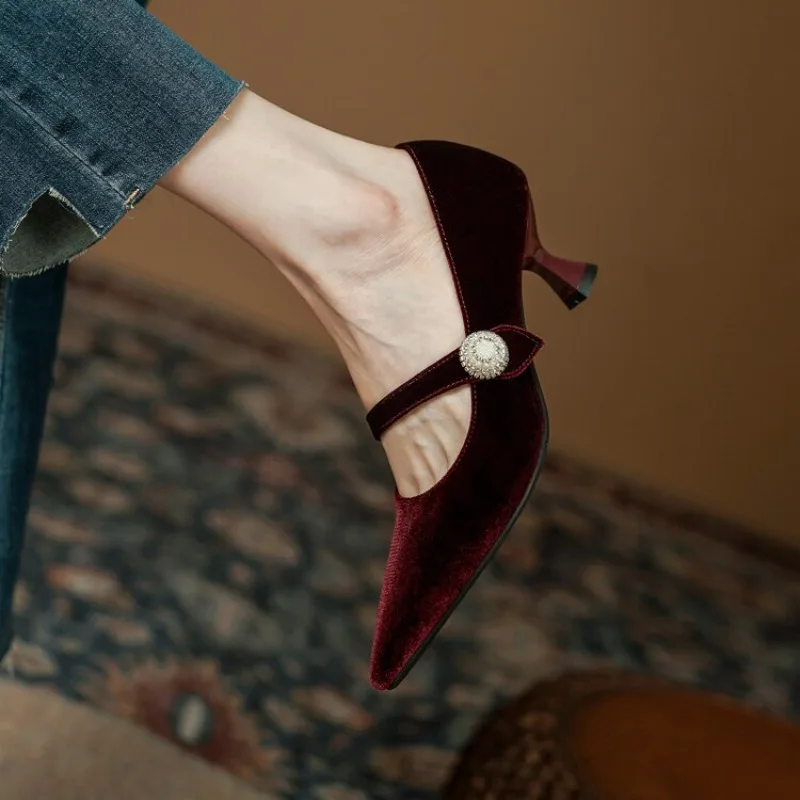 Czerwone szpilki Mary Jane z o – Slingback Pumps Women recenzja i cena