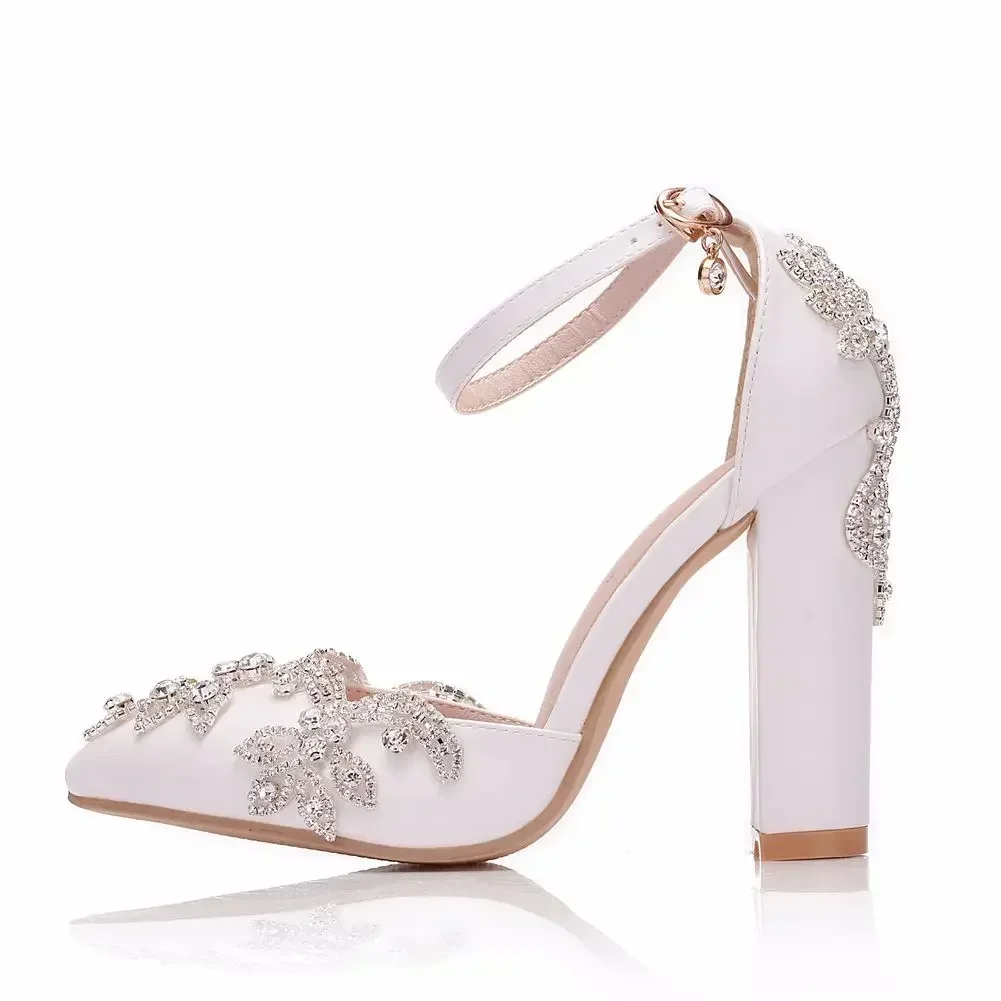 Buty na grubym obcasie z ostry – Women Shoes Black recenzja i cena