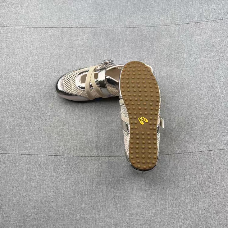 Nowe, tkane, ażurowe sneakersy – Slingback Pumps Women recenzja i cena